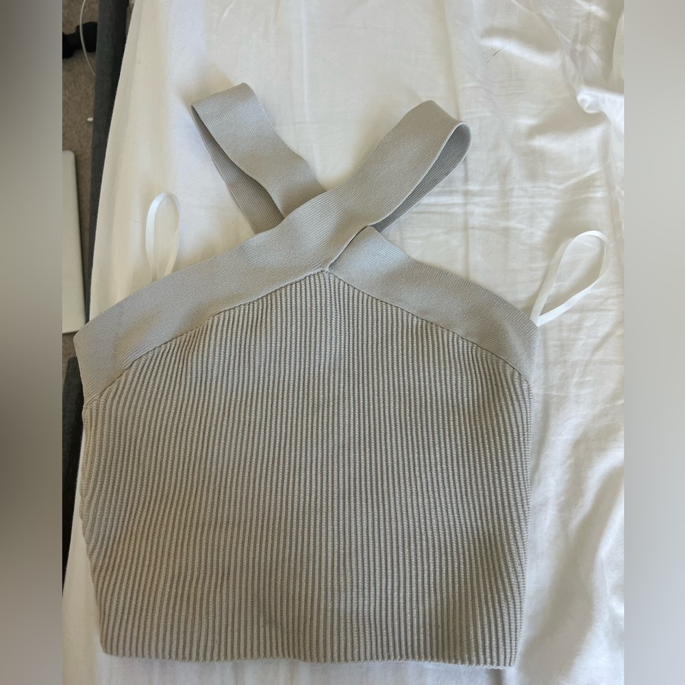 Aritzia Babaton criss cross top